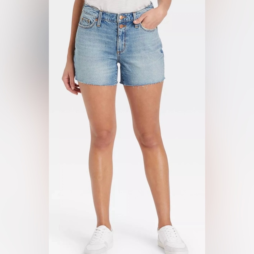 (Sz 12) New Womans Target Universal Thread Curvy Vintage Midi Blue Denim Shorts
